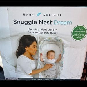 Portable infant sleeper